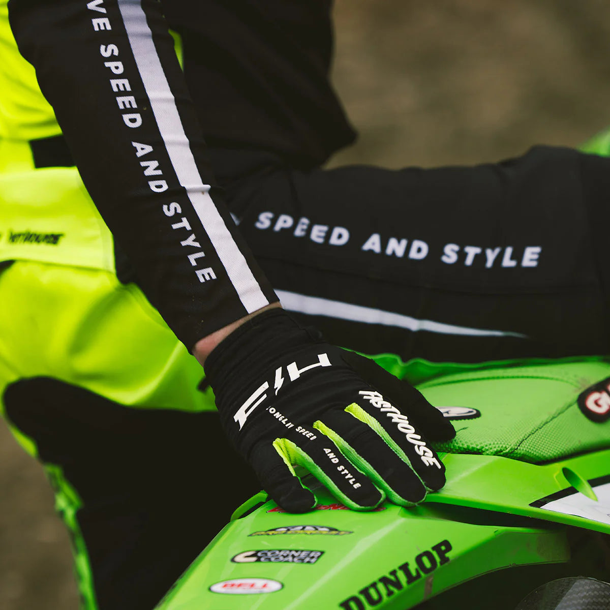 Elrod Nitro Gloves - Black Neon