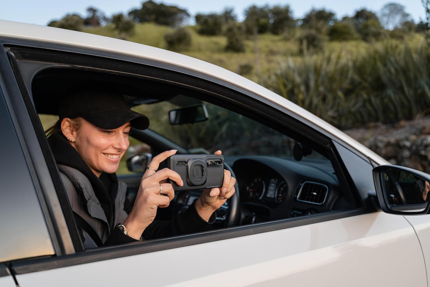 Mag Universal Adaptor