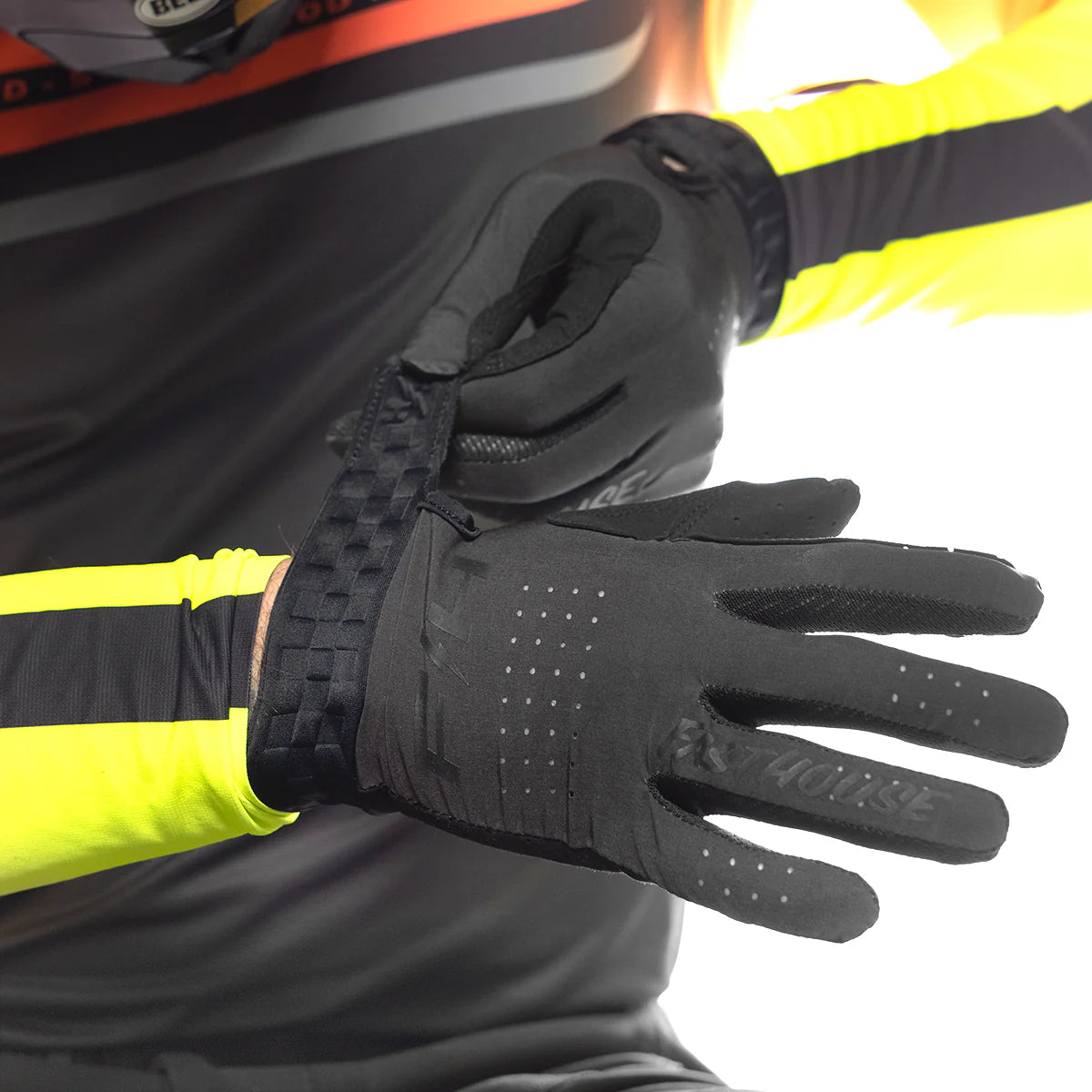 Helix Circuit Gloves - Black
