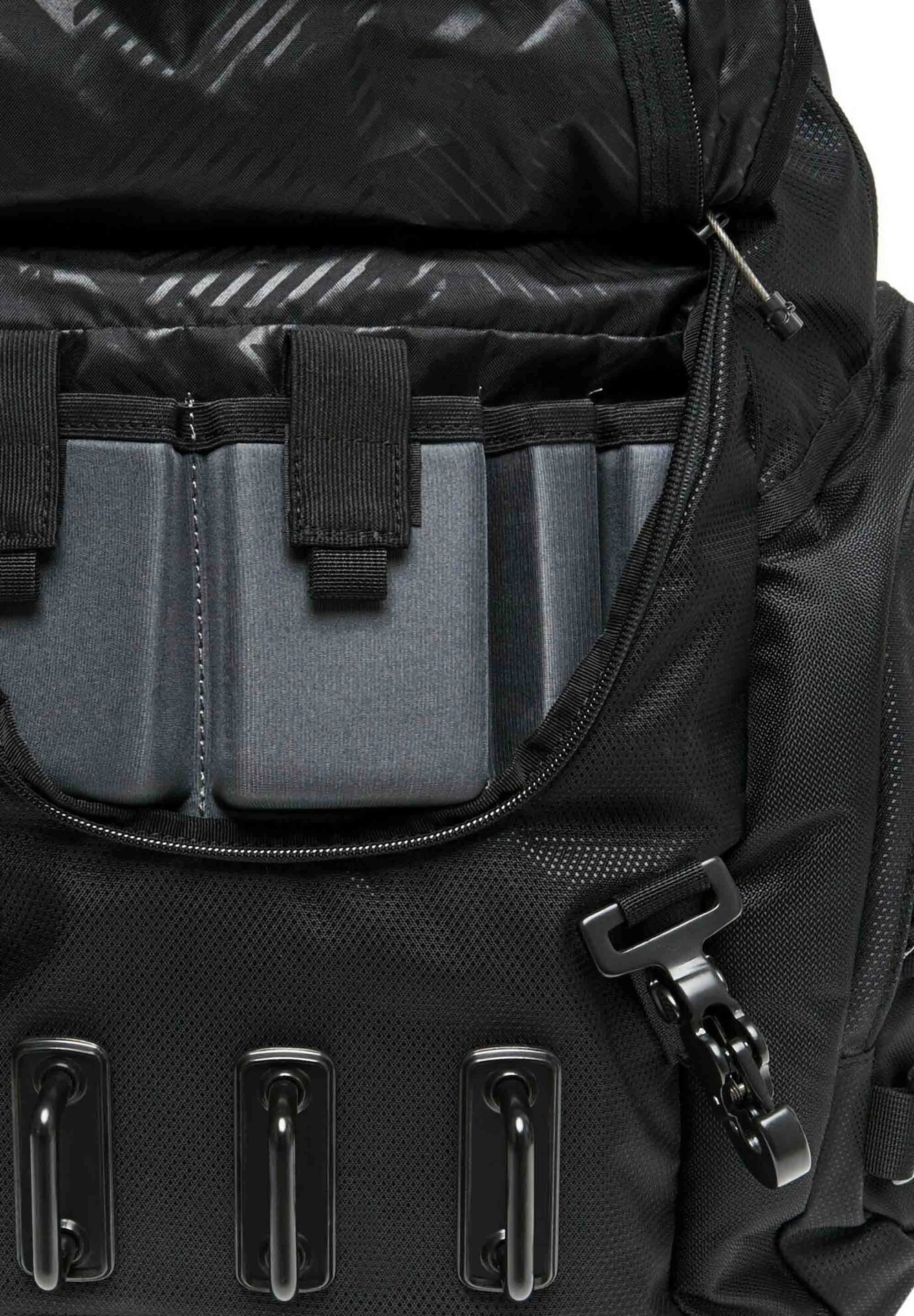 Oakley Kitchen Sink Rugzak - Zwart