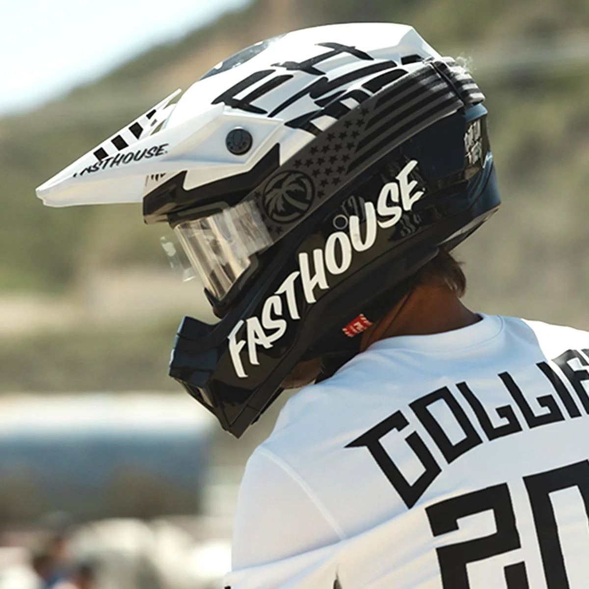 Bell x FH 26 Moto-10 Mips Helmet