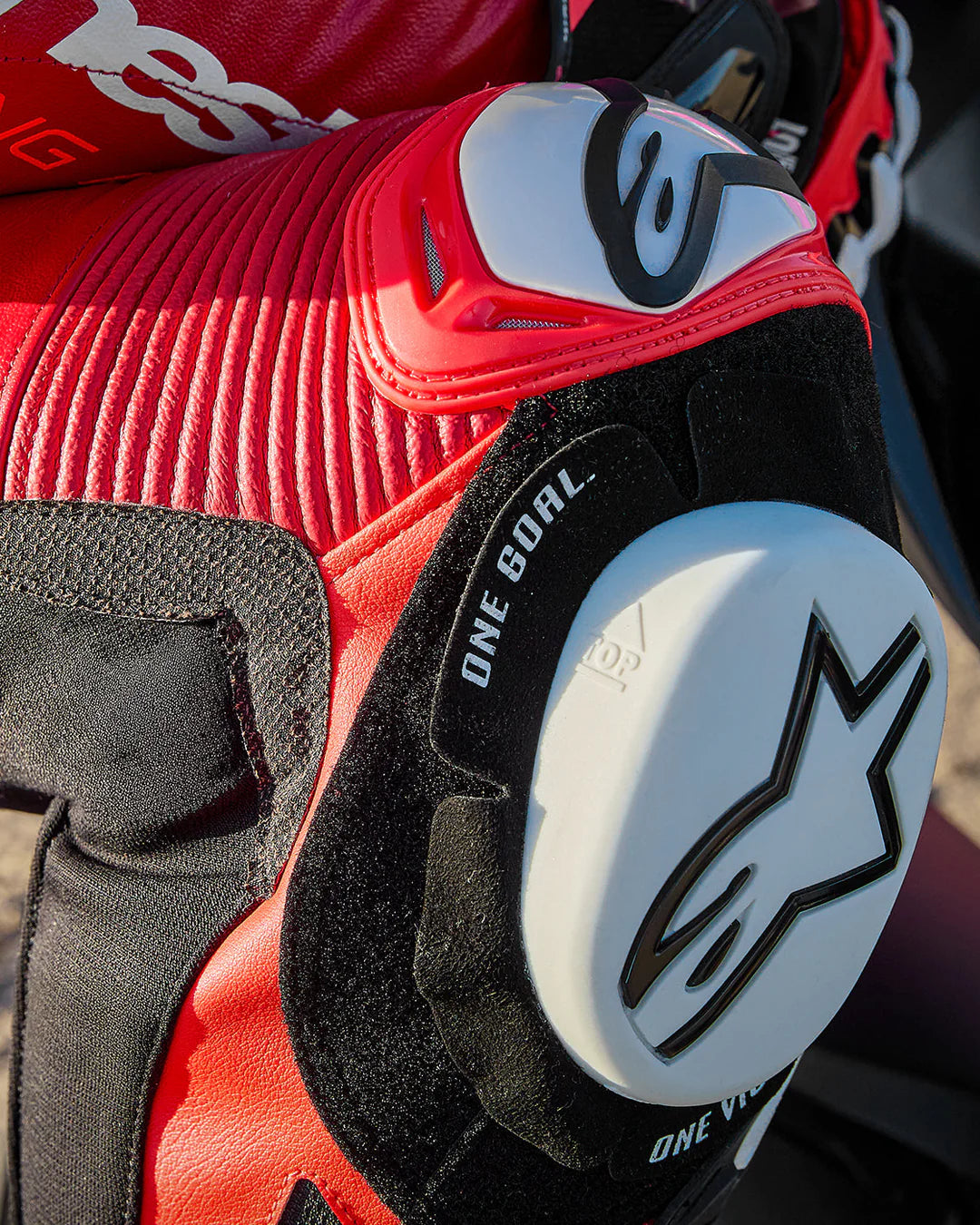 GP Plus V4 Sprint One Piece leren pak - Rood fluorescerend/Middenrood/Wit 